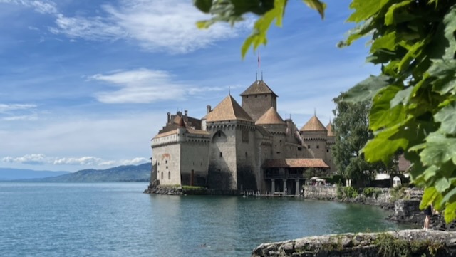 Excursions ChateaudeChillon.jpeg